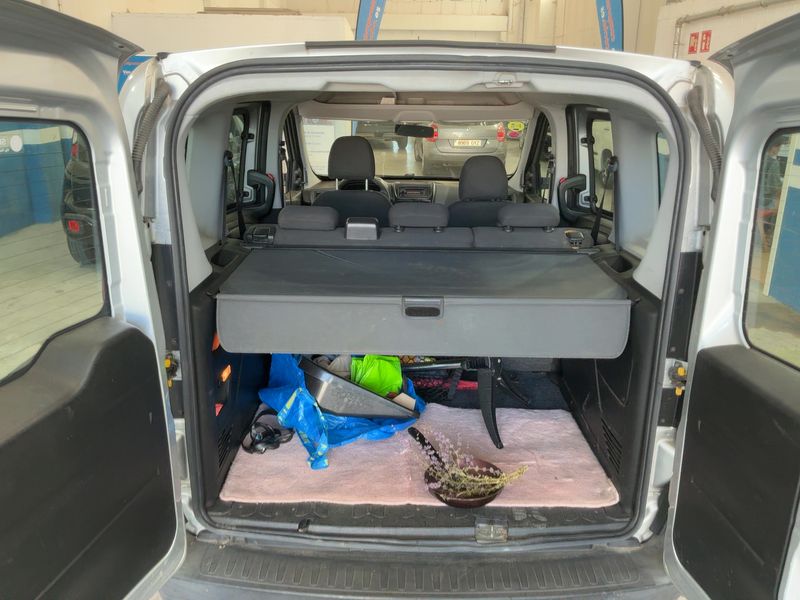 Fiat Doblo 1.3 JTD Active — zdjęcie 10