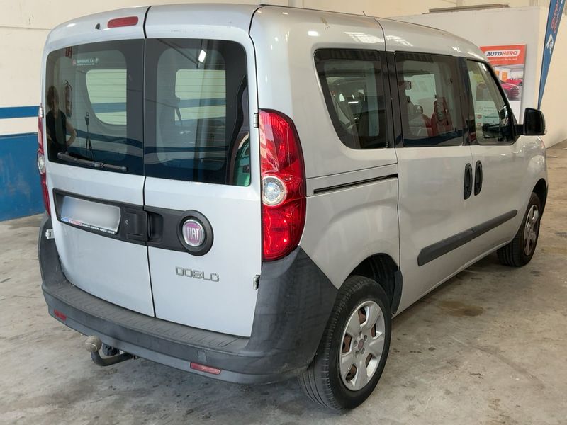 Fiat Doblo 1.3 JTD Active — zdjęcie 6