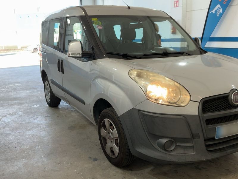 Fiat Doblo 1.3 JTD Active — zdjęcie 8