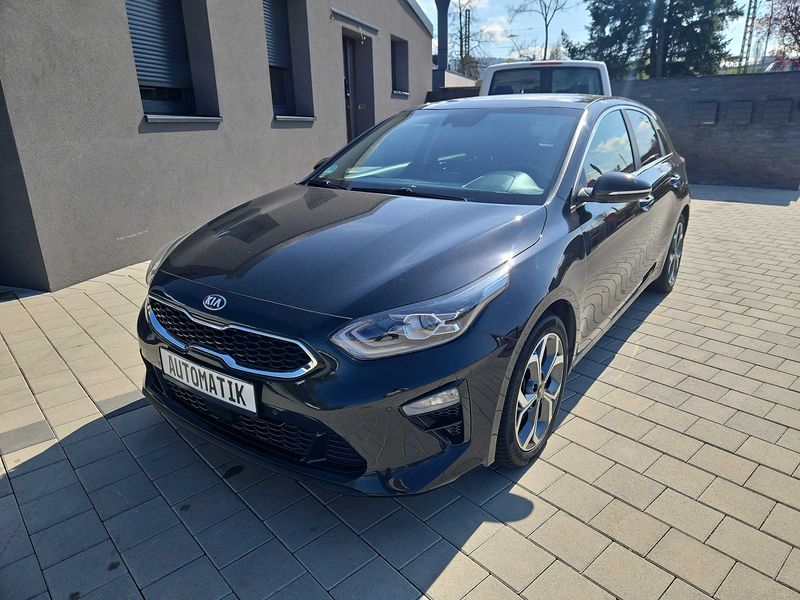 Kia cee'd 1.6 CRDi Platinum