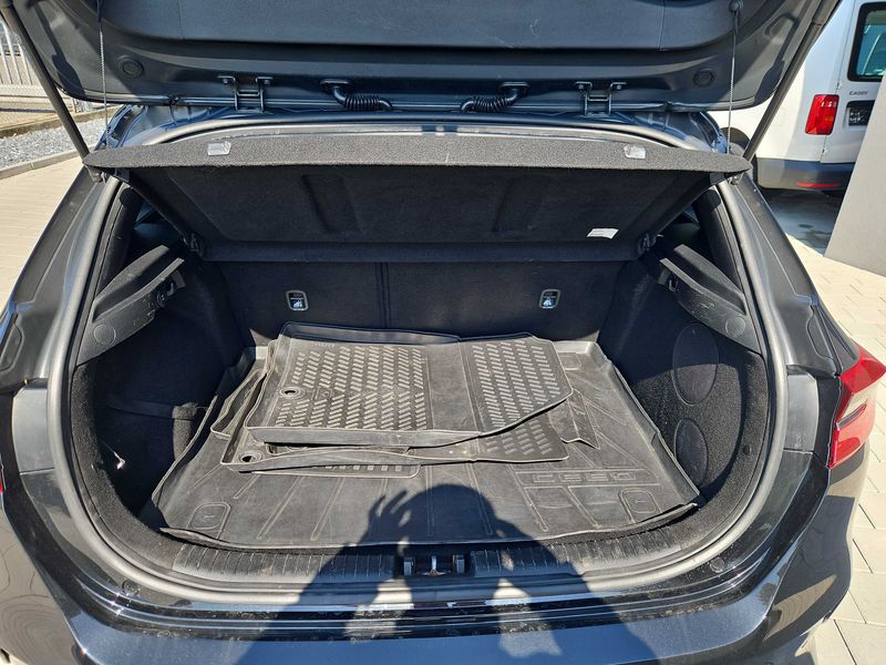 Kia cee'd 1.6 CRDi Platinum — zdjęcie 9