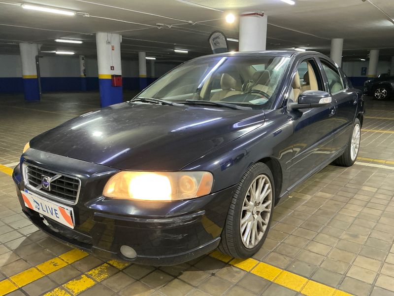 Volvo S60 2.4 D Momentum