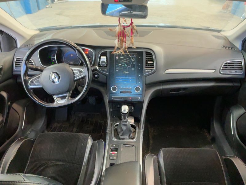 Renault Megane 1.5 dCi Energy Zen — zdjęcie 12