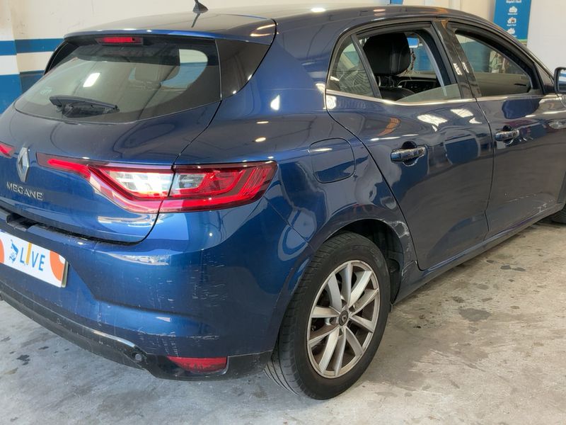 Renault Megane 1.5 dCi Energy Zen — zdjęcie 6