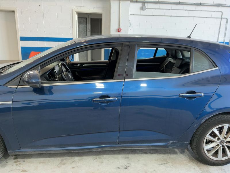 Renault Megane 1.5 dCi Energy Zen — zdjęcie 4