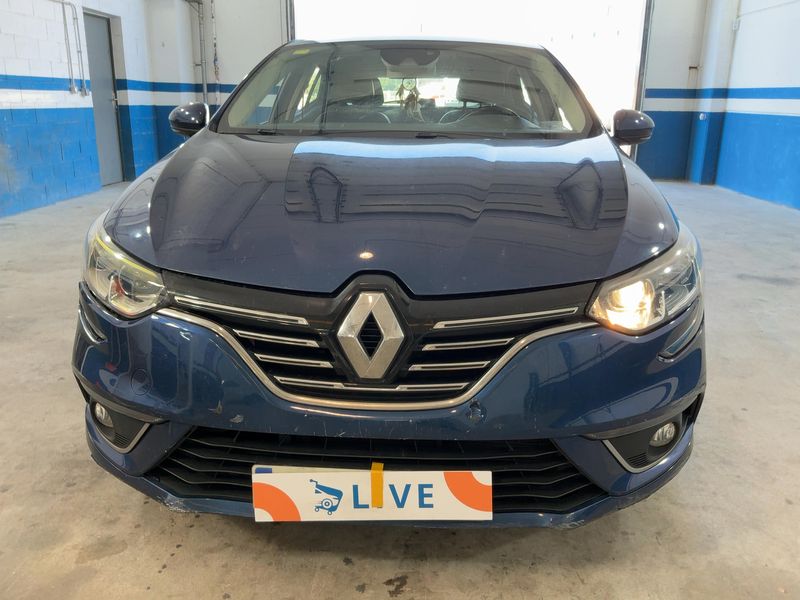 Renault Megane 1.5 dCi Energy Zen — zdjęcie 9