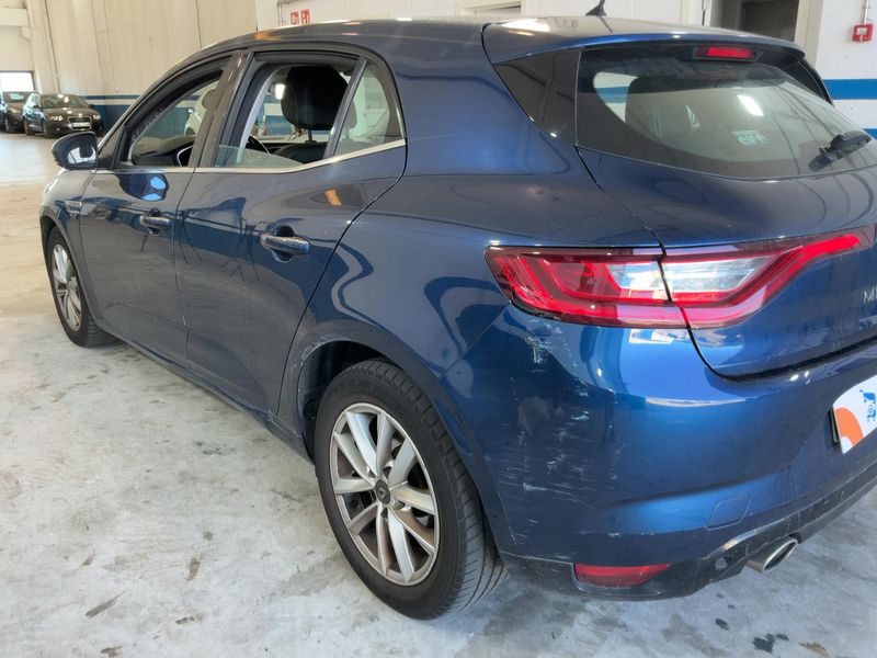 Renault Megane 1.5 dCi Energy Zen — zdjęcie 3
