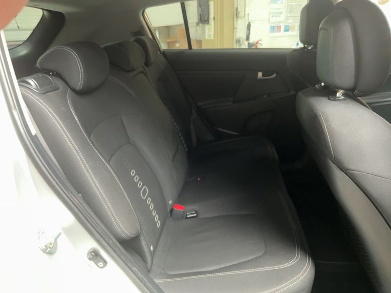 Kia Sportage 1.7 CRDi Active 2WD — zdjęcie 14