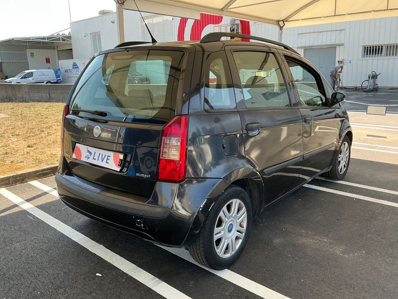 Fiat Idea 1.3 JTD Multijet Dynamic — zdjęcie 2