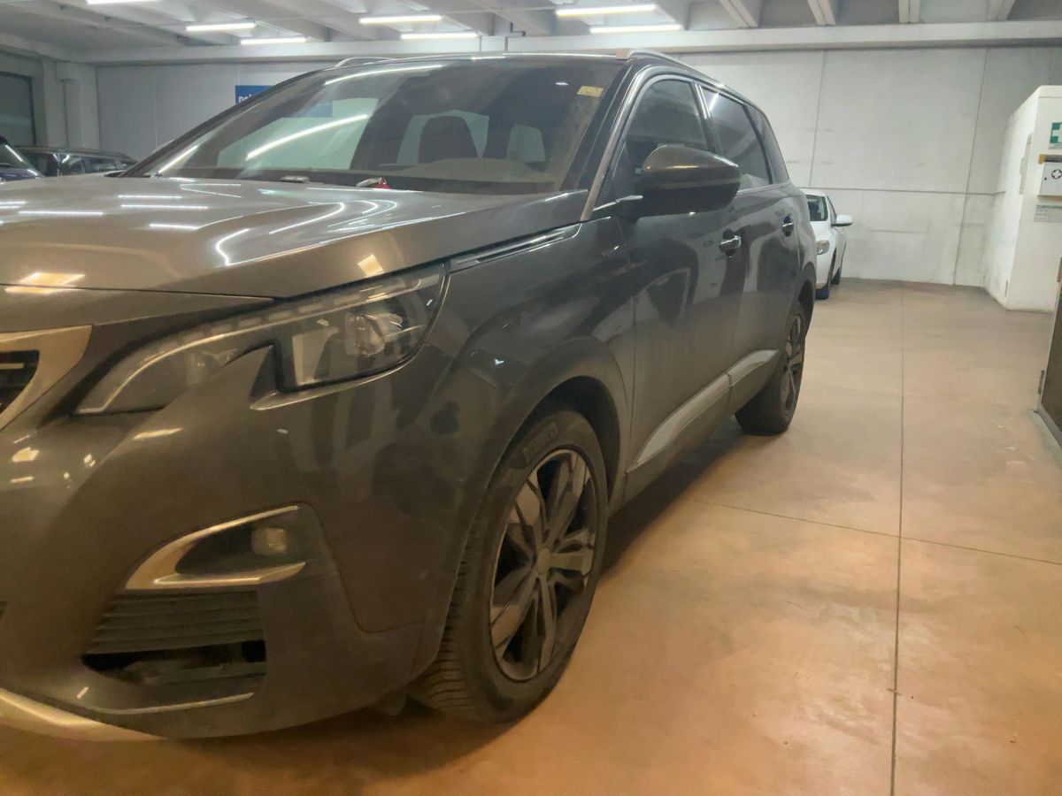Peugeot 5008 d'occasion