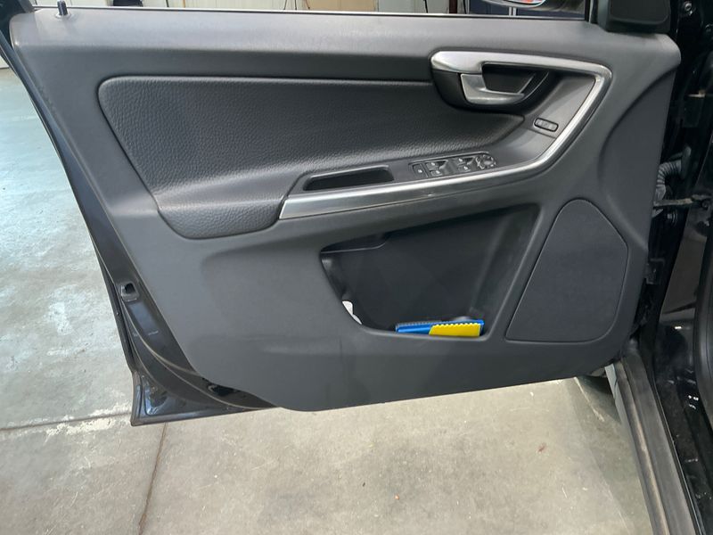 Volvo XC60 2.4 D4 Summum AWD 2012 – снимка 35