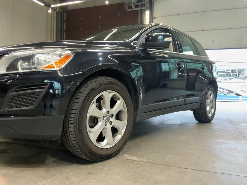 Volvo XC60 2.4 D4 Summum AWD 2012 – снимка 2