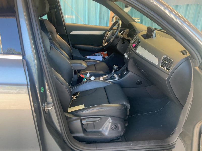 Audi Q3 2.0 TDI quattro S line — zdjęcie 11