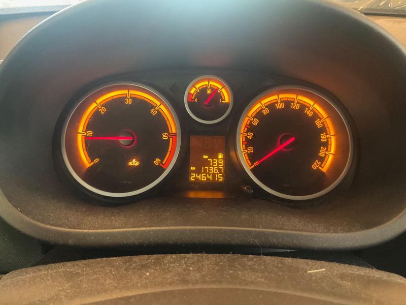 Opel Corsa 1.3 CDTI Graphite — zdjęcie 4