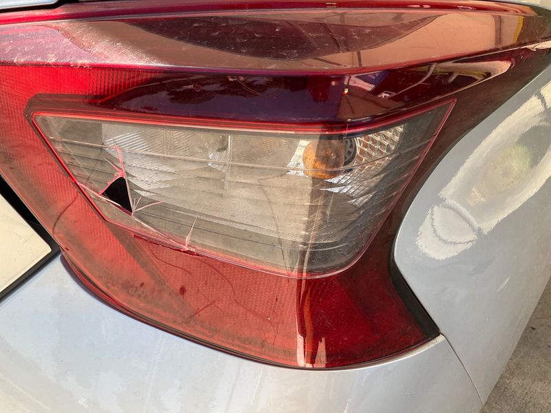 Nissan Micra 1.0 Business 2018 – снимка 30