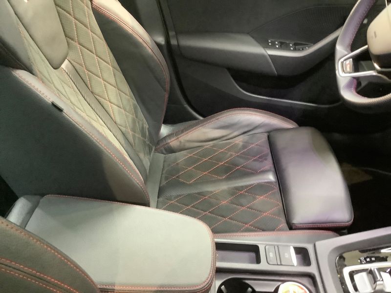 Skoda Octavia 2.0 TSI RS 2025 – снимка 22