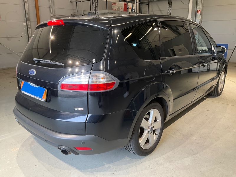 Ford S-Max 2.2 TDCi Titanium — zdjęcie 2
