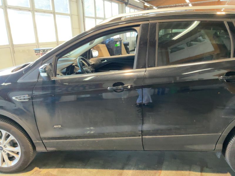 Ford Kuga 2.0 TDCi Titanium — zdjęcie 4