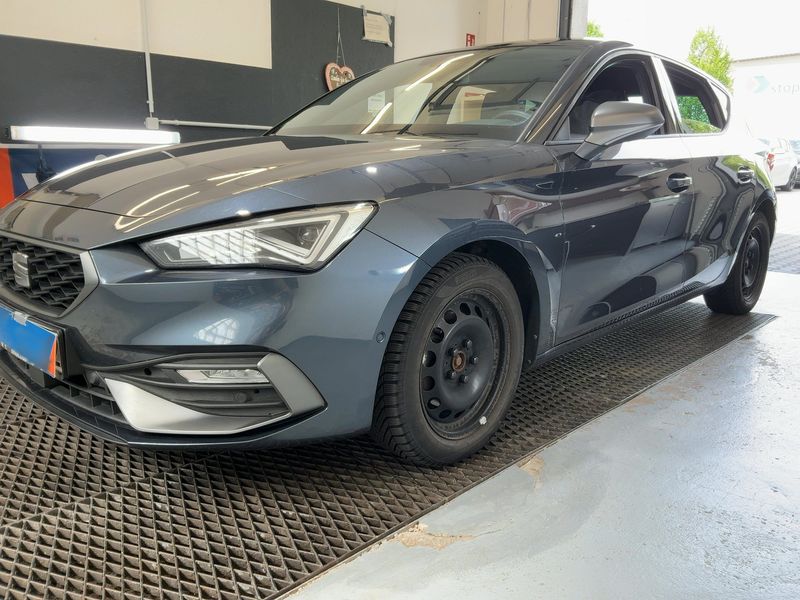 Seat Leon 1.5 eTSI ACT FR — zdjęcie 2