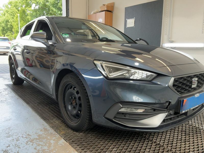 Seat Leon 1.5 eTSI ACT FR — zdjęcie 8