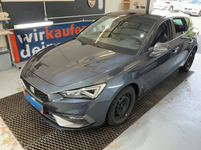 Seat Leon 1.5 eTSI ACT FR — zdjęcie 1