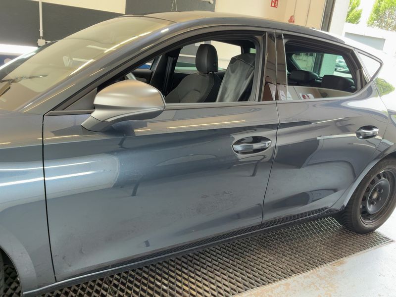 Seat Leon 1.5 eTSI ACT FR — zdjęcie 4