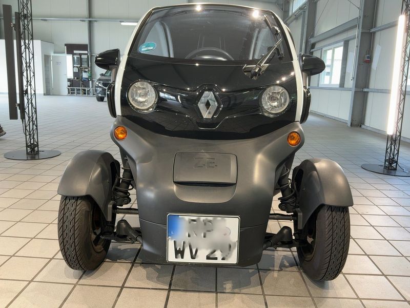 Renault Twizy electric drive 12,6 kW Intens 2019 – снимка 14