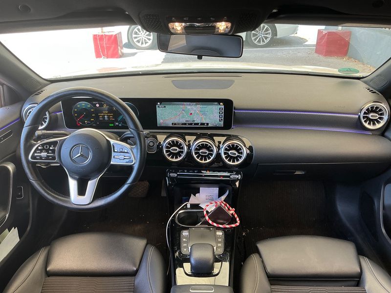Mercedes-Benz A-Klasse Limousine A 250e Progressive — zdjęcie 12