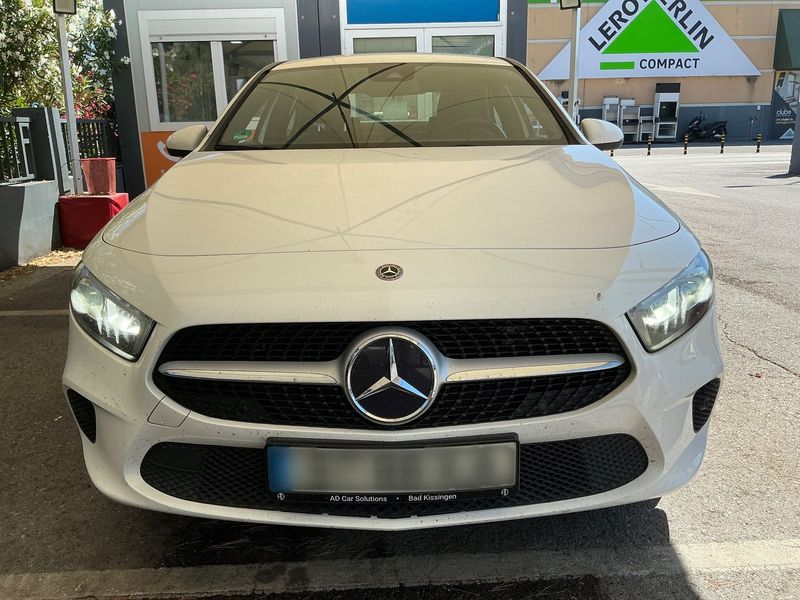 Mercedes-Benz A-Klasse Limousine A 250e Progressive — zdjęcie 9
