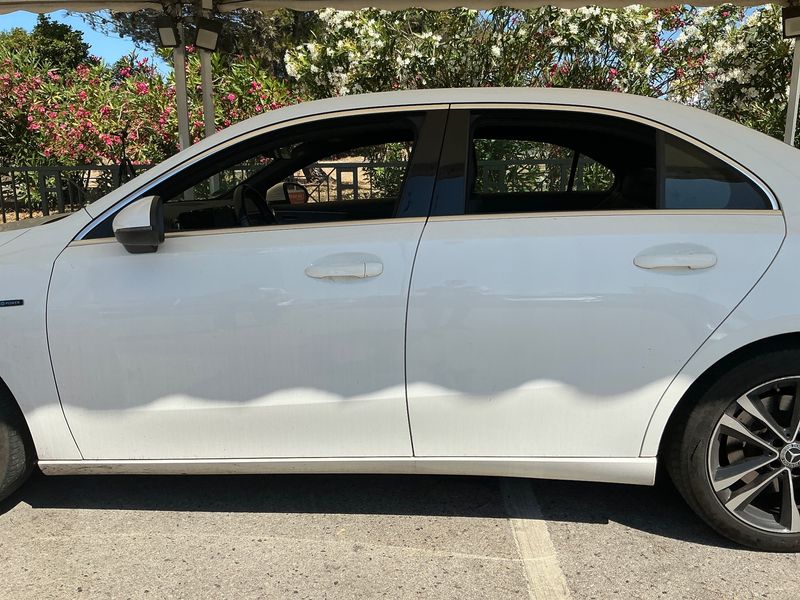 Mercedes-Benz A-Klasse Limousine A 250e Progressive — zdjęcie 4
