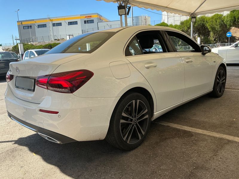 Mercedes-Benz A-Klasse Limousine A 250e Progressive — zdjęcie 6