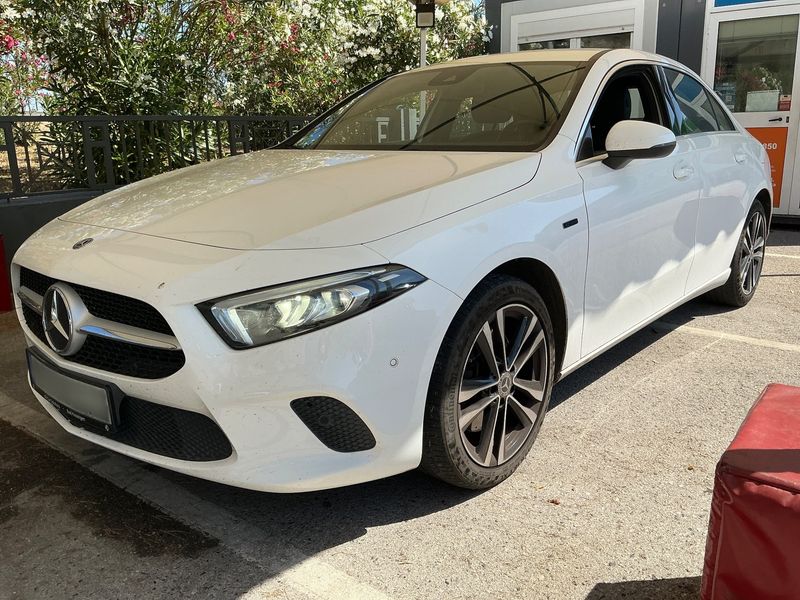 Mercedes-Benz A-Klasse Limousine A 250e Progressive