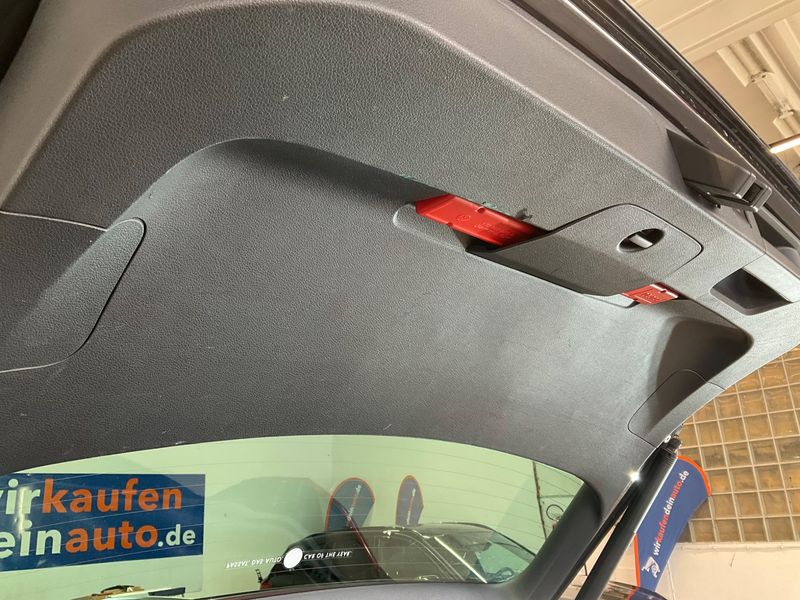 Volkswagen Passat 2.0 TDI Highline 4Motion BlueMotion Tech 2015 – снимка 28