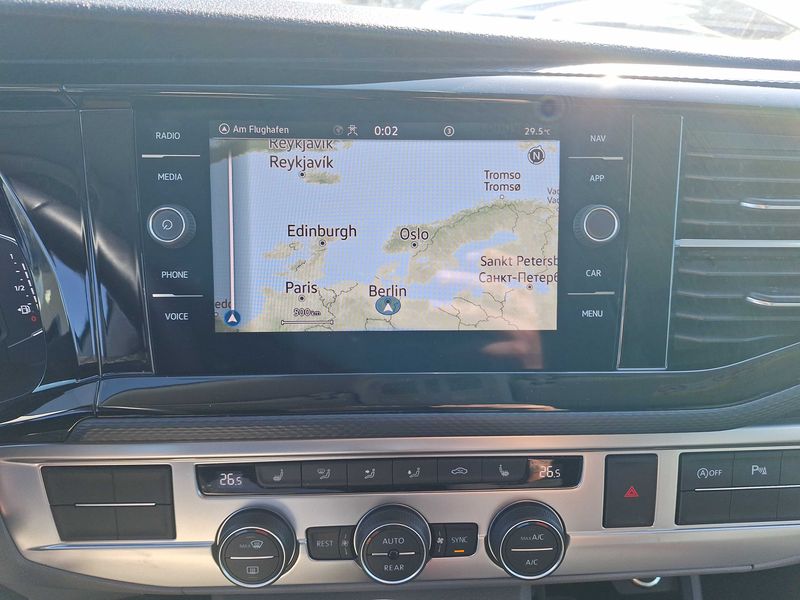 Volkswagen T6 Caravelle 2.0 TDI Comfortline lang FWD — zdjęcie 13