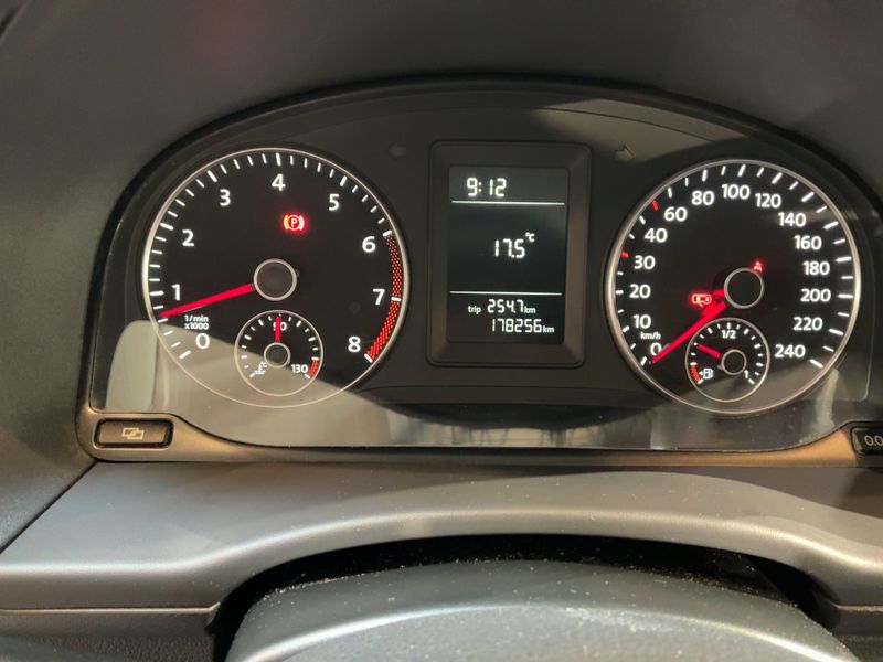 Volkswagen Caddy 1.2 TSI Roncalli Trendline 2011 – снимка 18