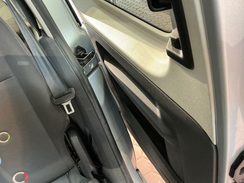Volkswagen Caddy 1.2 TSI Roncalli Trendline 2011 – снимка 31