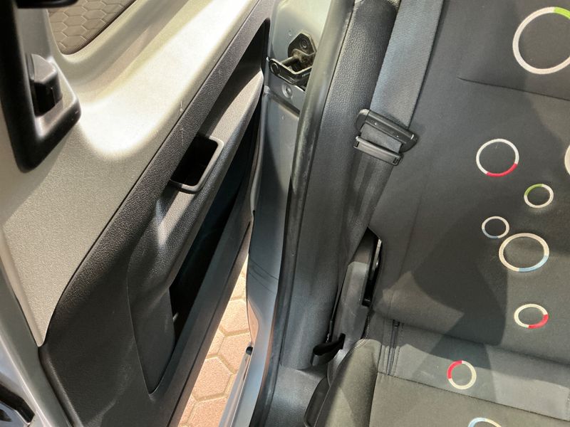 Volkswagen Caddy 1.2 TSI Roncalli Trendline 2011 – снимка 27