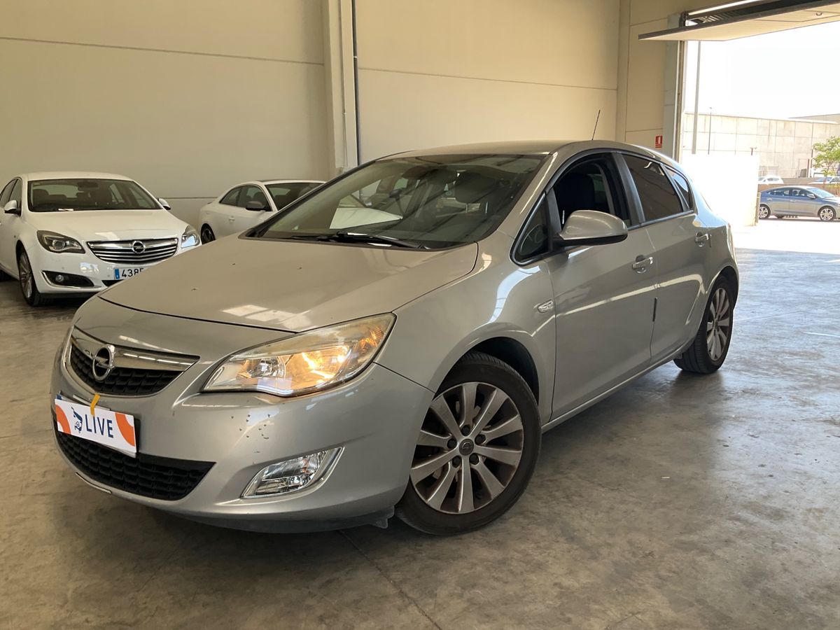 Opel Astra 2010