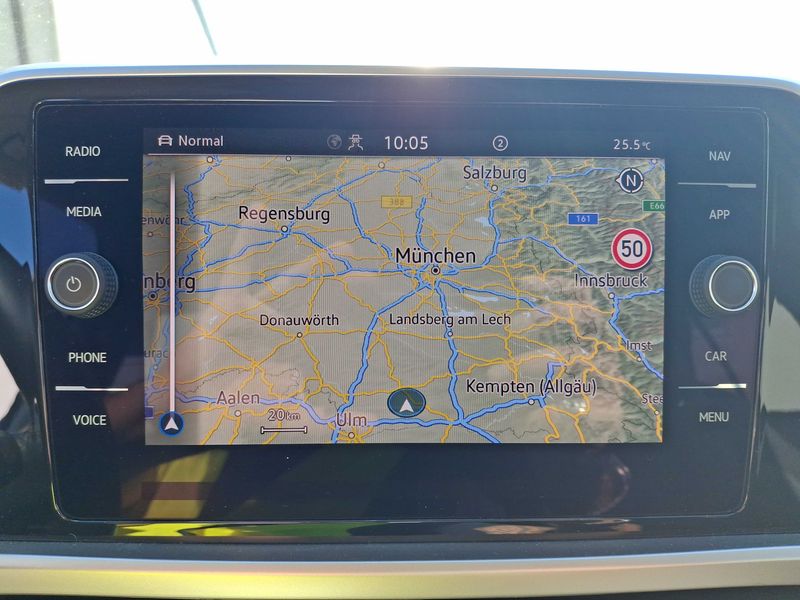 Volkswagen T-Roc 1.0 TSI Move — zdjęcie 13