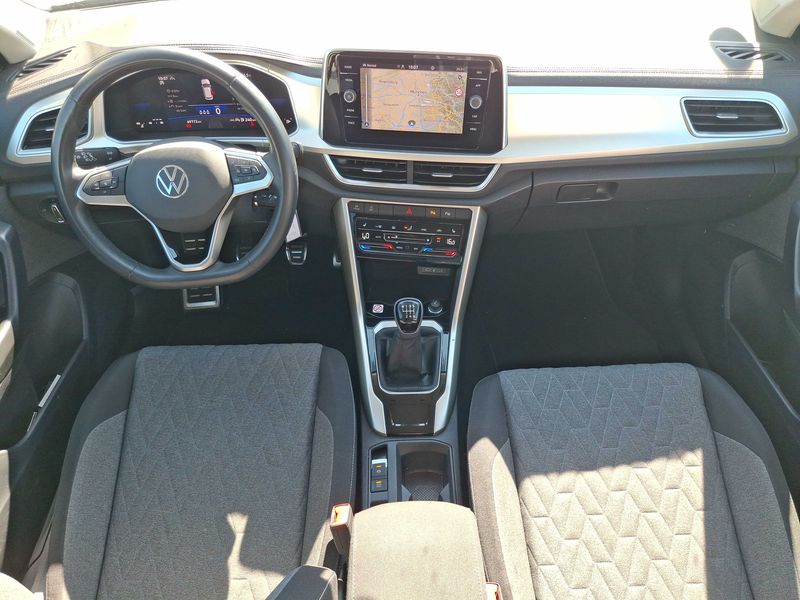 Volkswagen T-Roc 1.0 TSI Move — zdjęcie 11