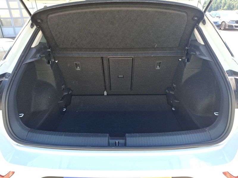 Volkswagen T-Roc 1.0 TSI Move — zdjęcie 9