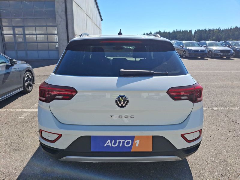 Volkswagen T-Roc 1.0 TSI Move — zdjęcie 4
