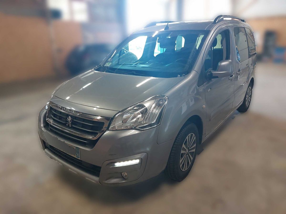 Peugeot Partner 2017 — photo 1