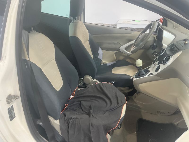 Ford Ka 1.2 Titanium — zdjęcie 3