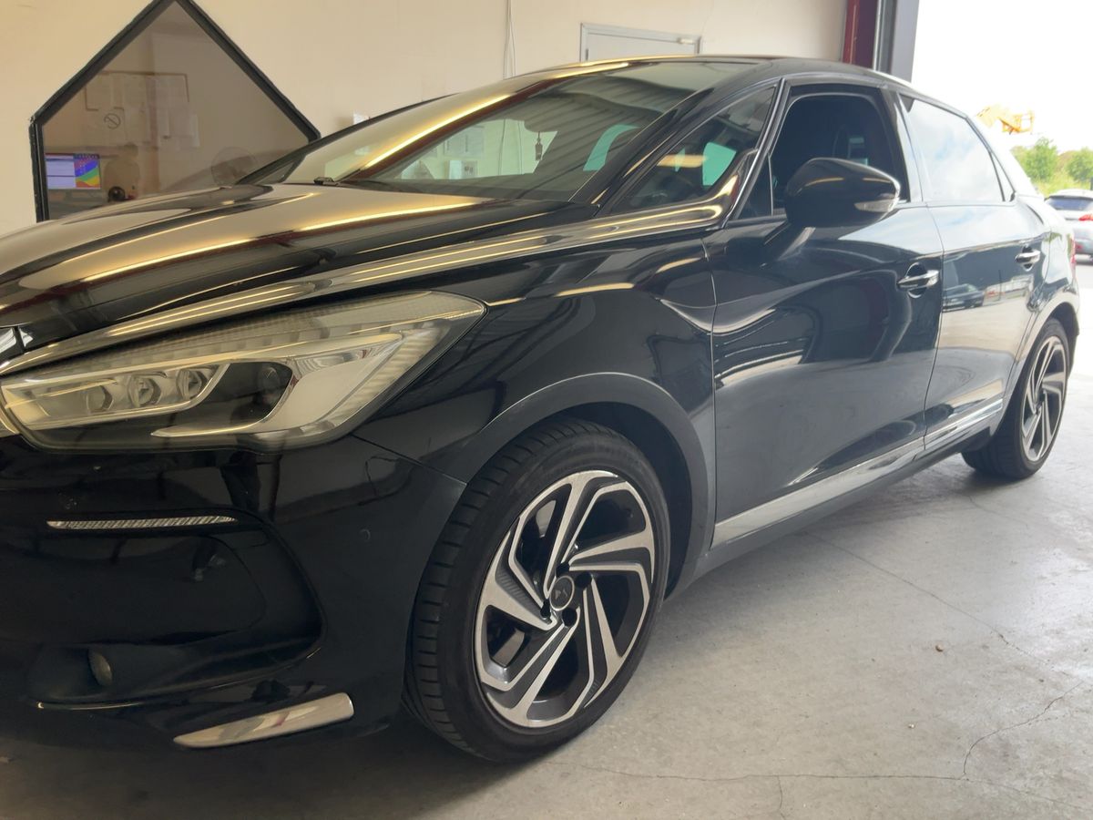 Citroen DS5 2.0 Blue-HDi SportChic