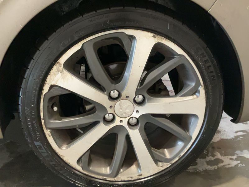 Peugeot 208 1.6 e-HDi Féline 2013 – снимка 5