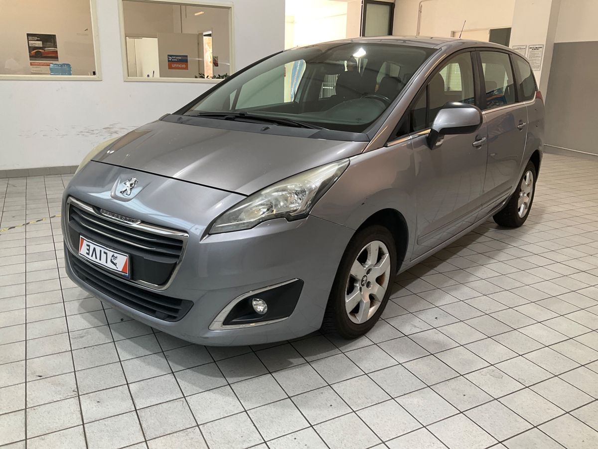 Peugeot 5008 2015