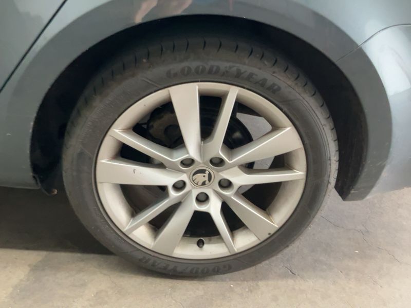 Skoda Octavia 1.6 TDI Clever 2018 – снимка 5