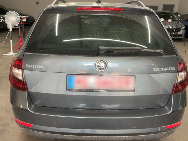 Skoda Octavia 1.6 TDI Clever 2018 – снимка 7