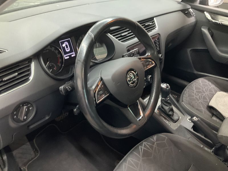 Skoda Octavia 1.6 TDI Clever 2018 – снимка 26